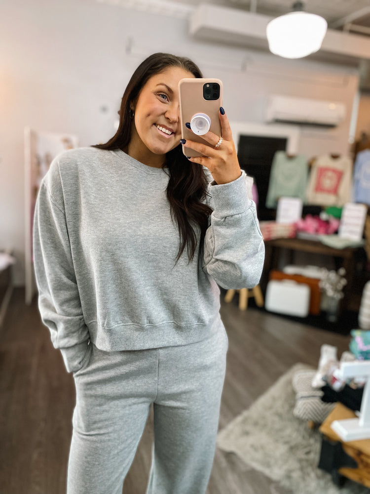 
            
                Load image into Gallery viewer, The Charly Pullover-Gray
            
        